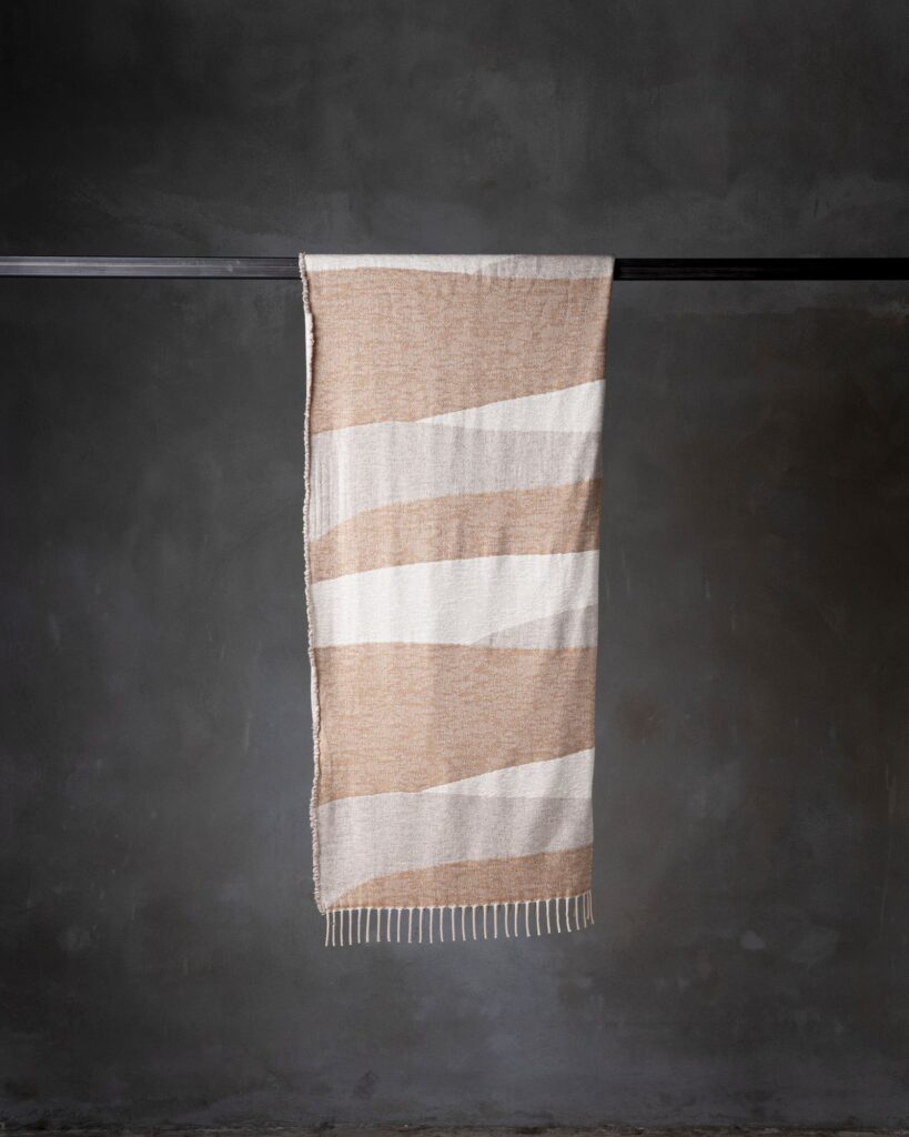 DECCAN.D1 - Powder pink, 120cm x 230cm