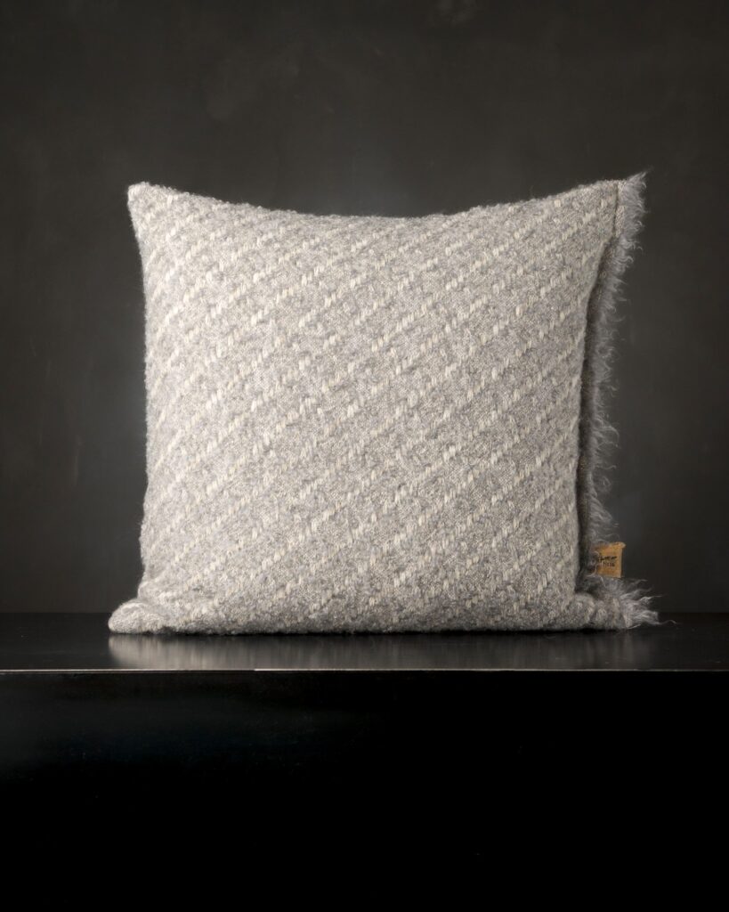 TEMPERANZA - Gray, 60cm x 60cm